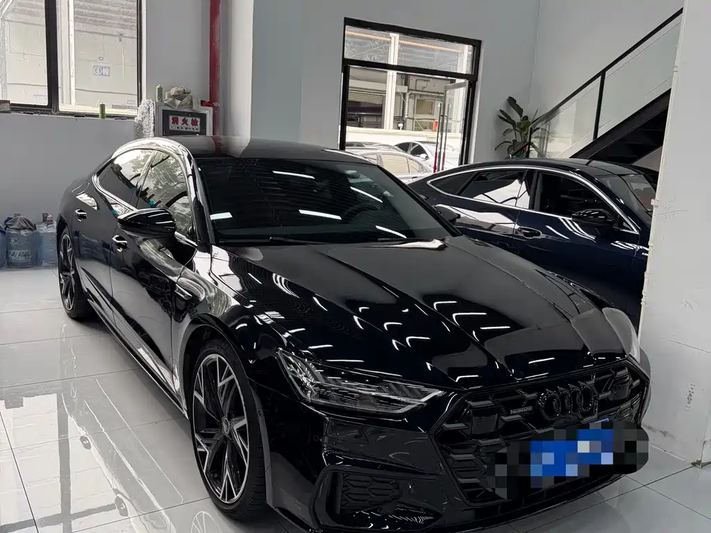 Audi A7L — фото 3