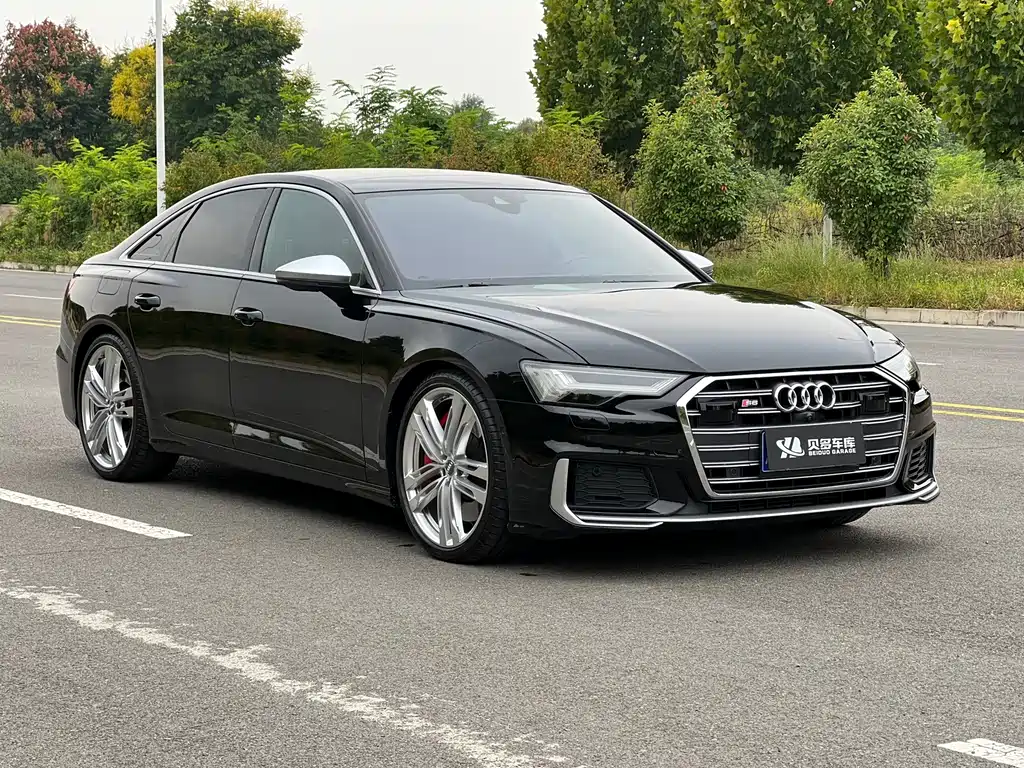 Audi S6 — фото 3