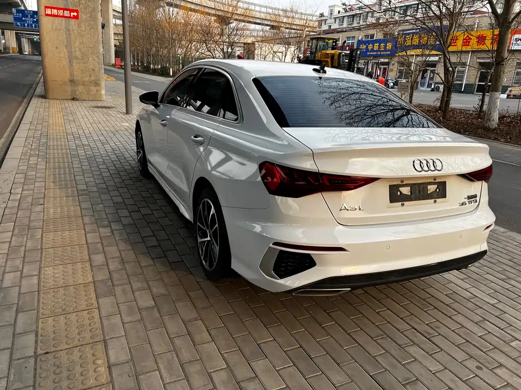 Audi A3 — фото 2