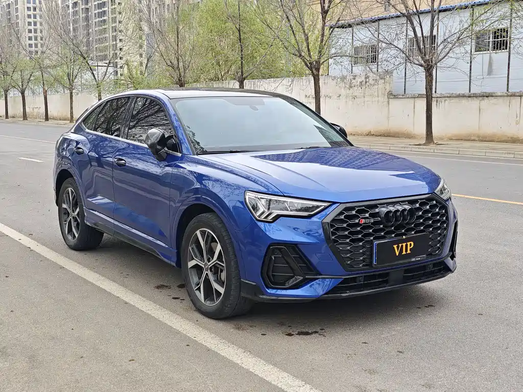 Audi Q3 Sportback — фото 3