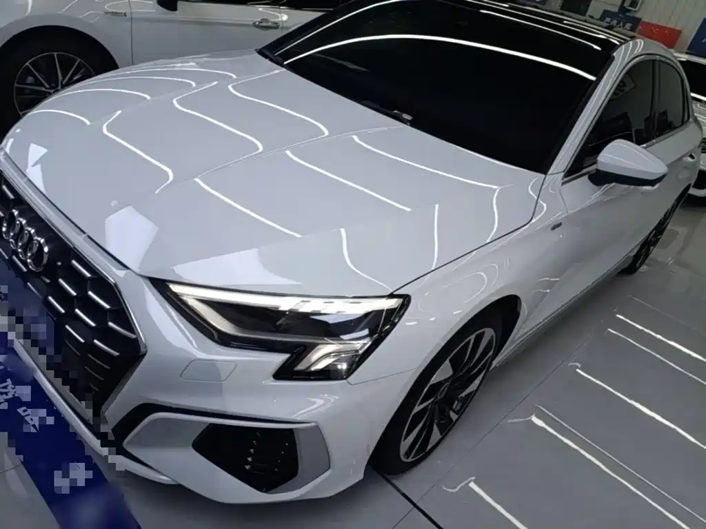 Audi A3 — фото 2