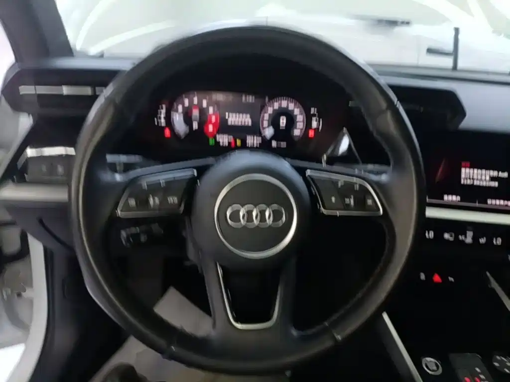 Audi A3 — фото 11