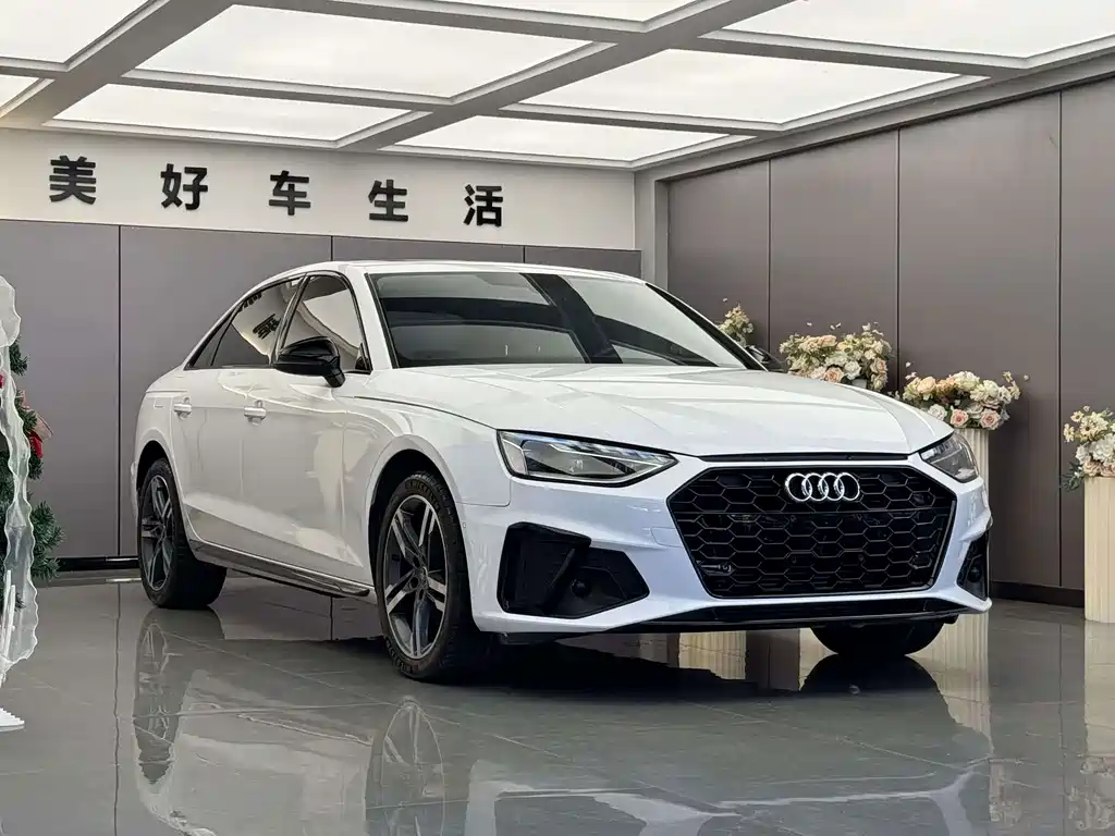 Audi A4L — фото 3