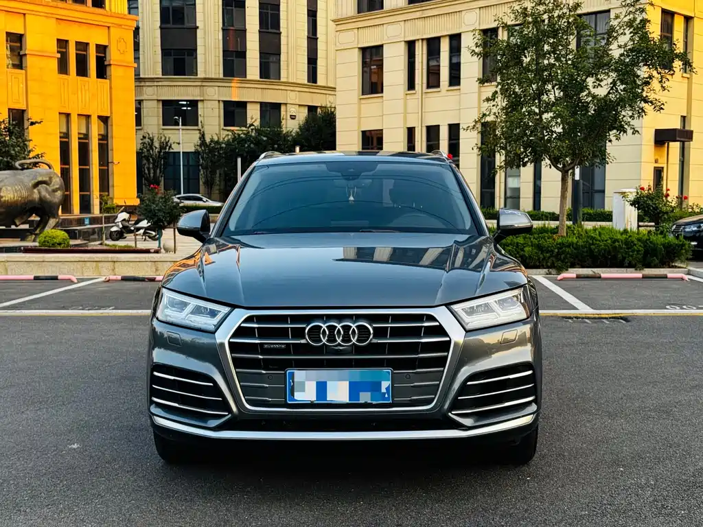 Audi Q5L — фото 2