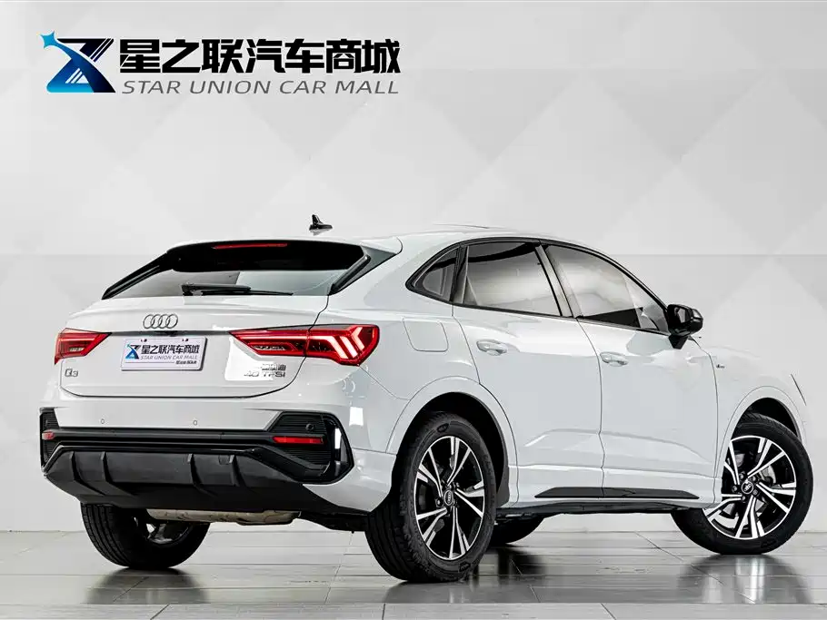 Audi Q3 Sportback — фото 6