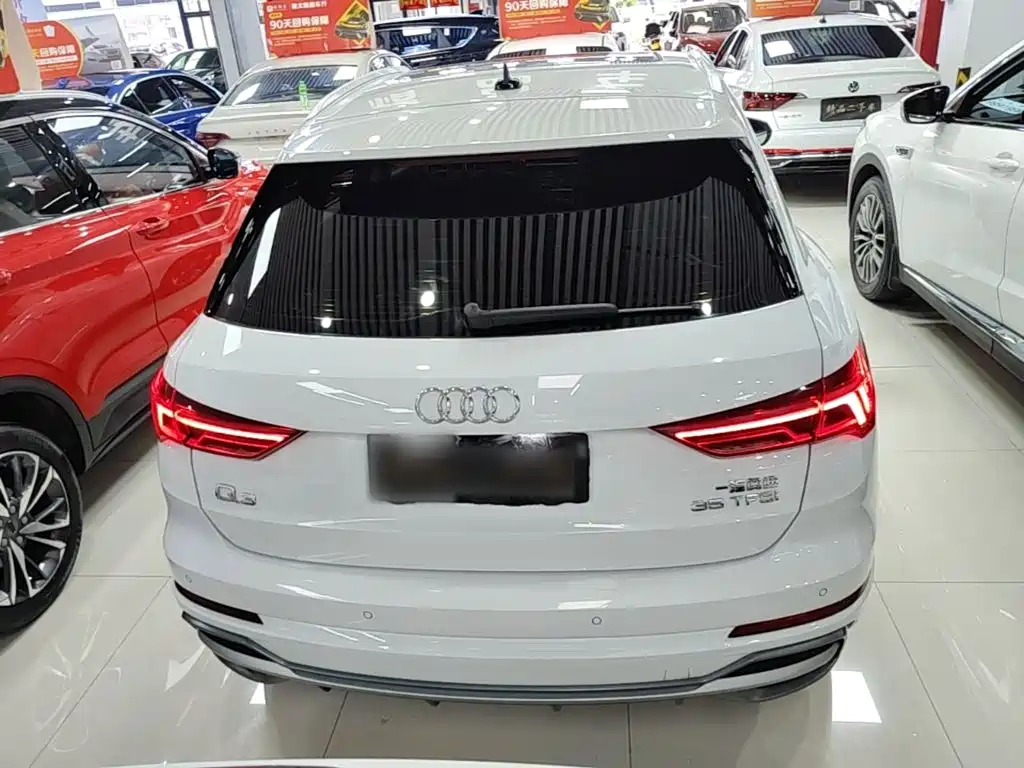 Audi Q3 — фото 6