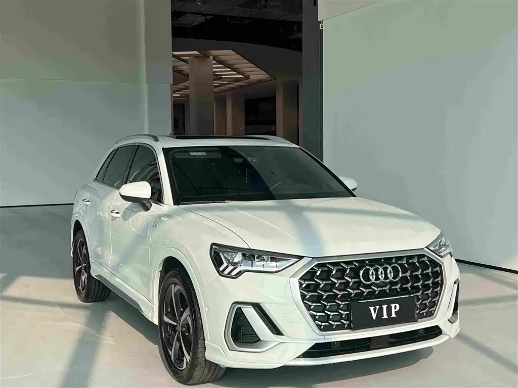 Audi Q3 — фото 3