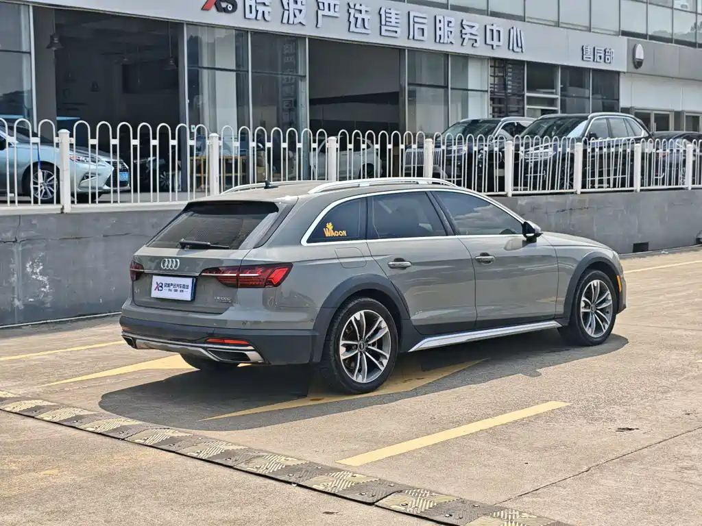 Audi A4 (Import) — фото 4