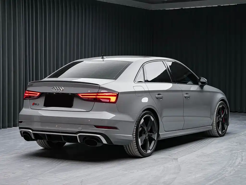 Audi RS 3 — фото 5