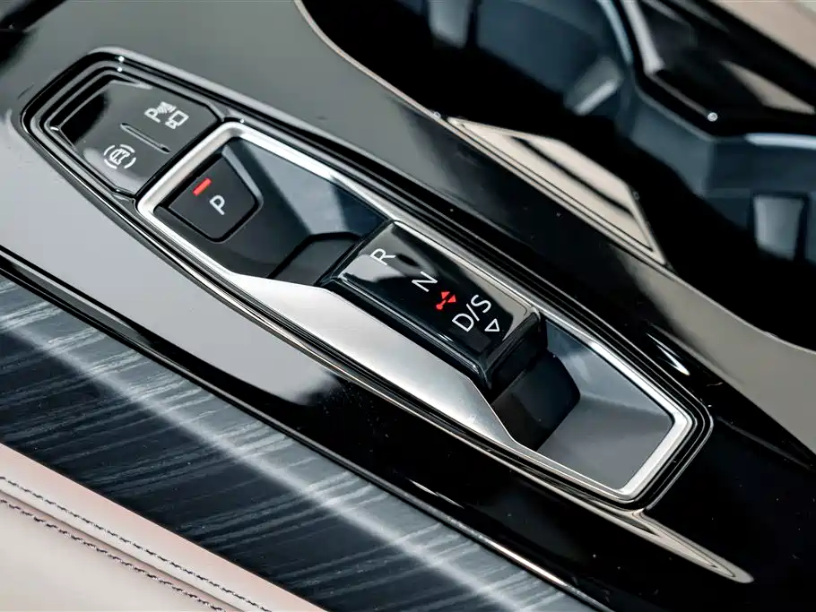 Audi A5L — фото 13