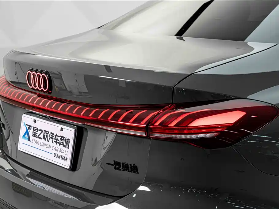 Audi A5L — фото 8