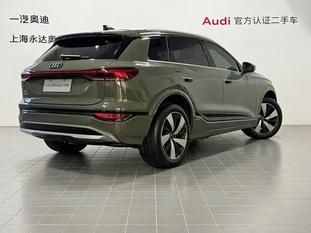 Audi Q6L e-tron — фото 5