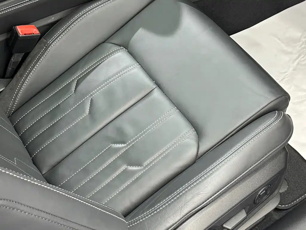 Audi A6L — фото 21