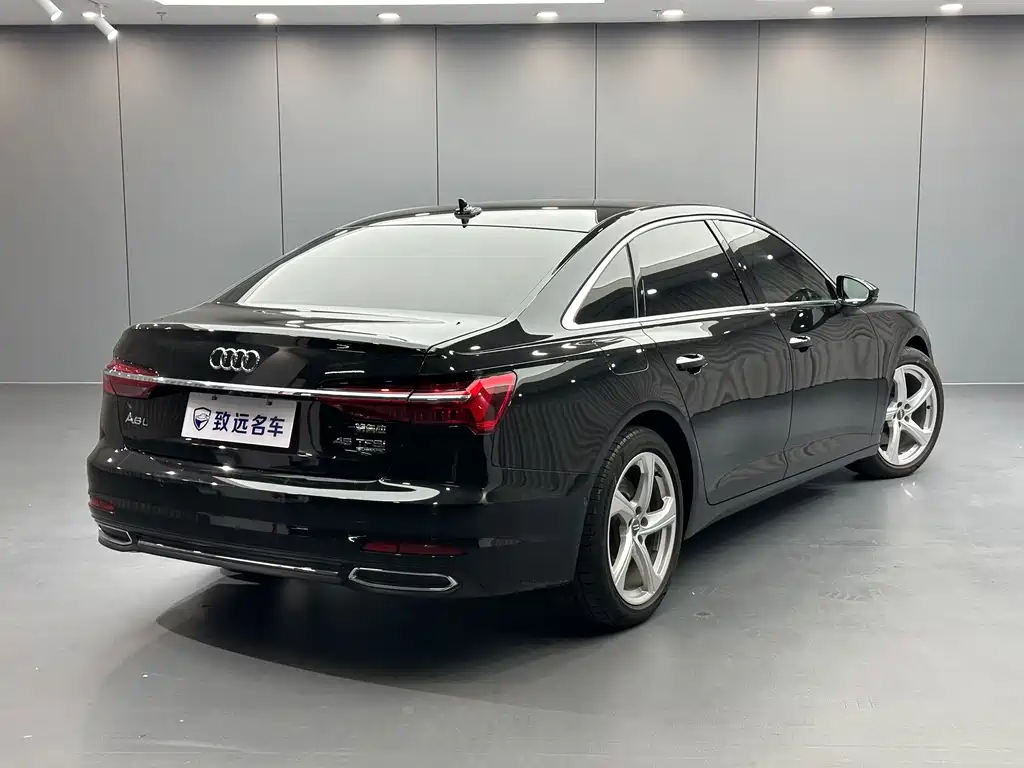Audi A6L — фото 4