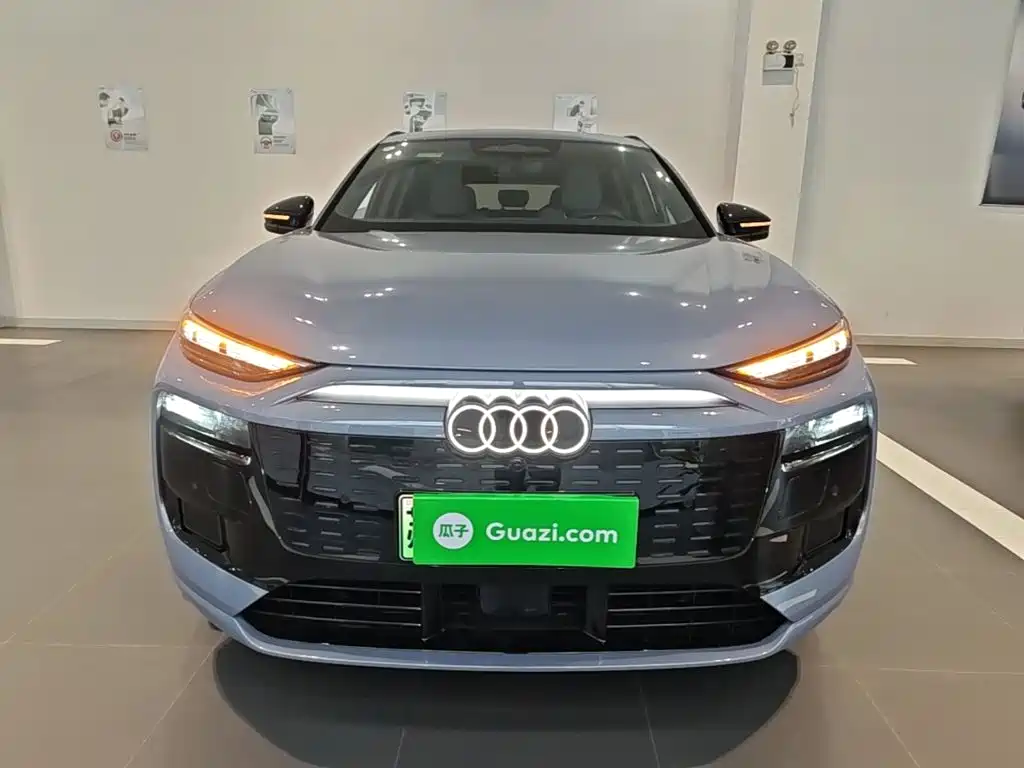 Audi Q6L e-tron — фото 3