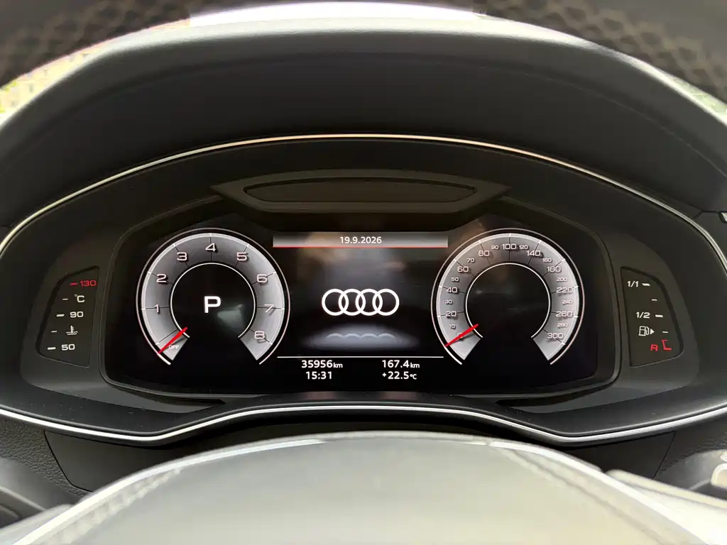 Audi A7L — фото 9