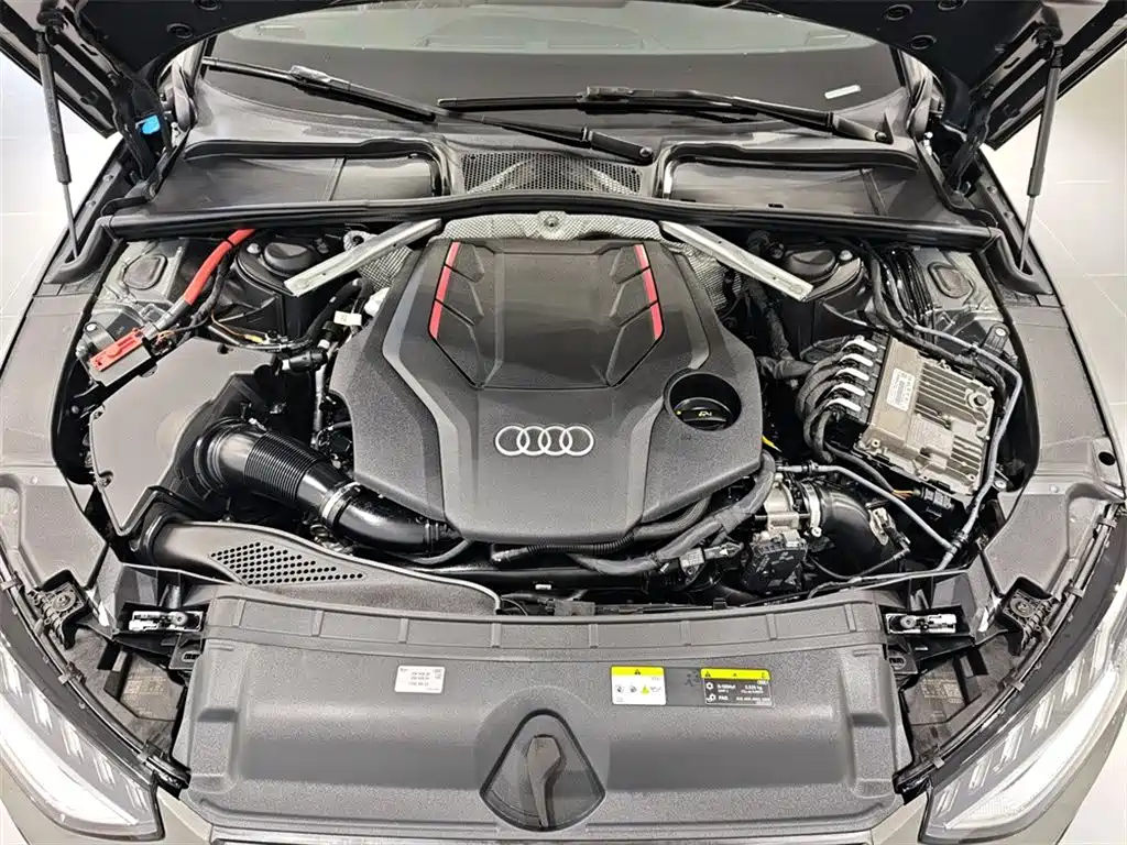 Audi S4 — фото 8