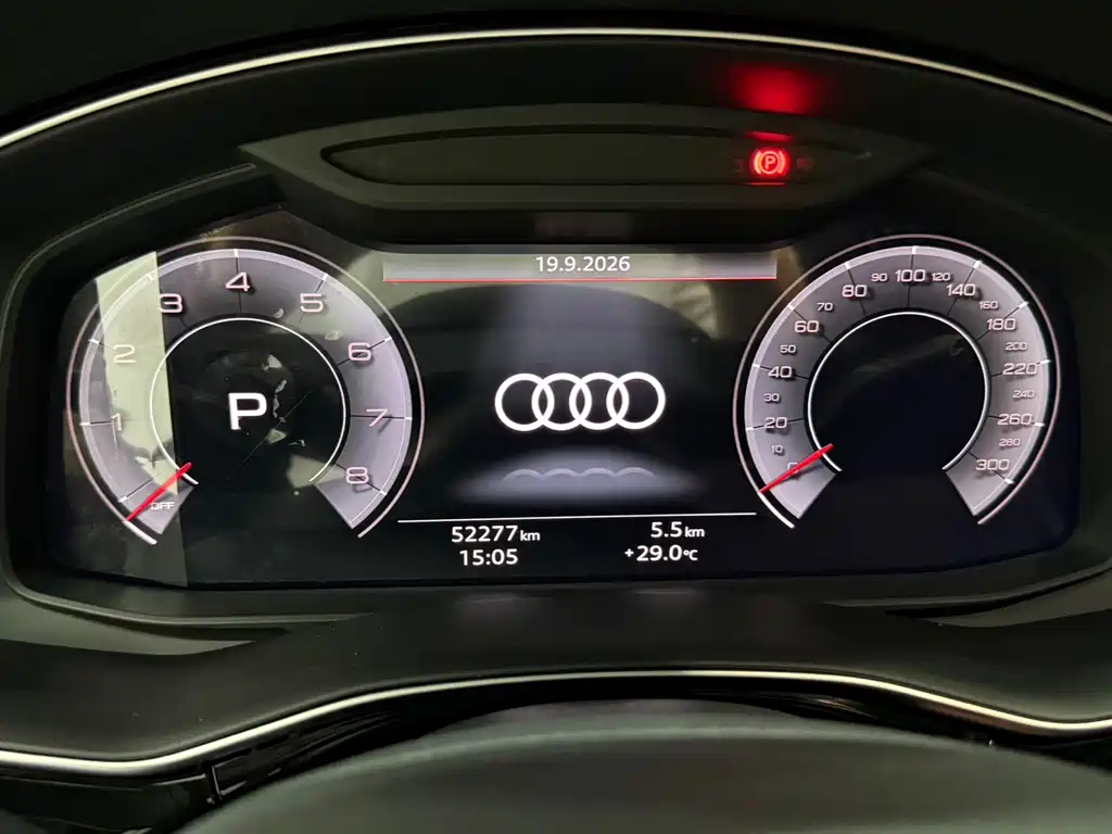Audi Q7 — фото 5