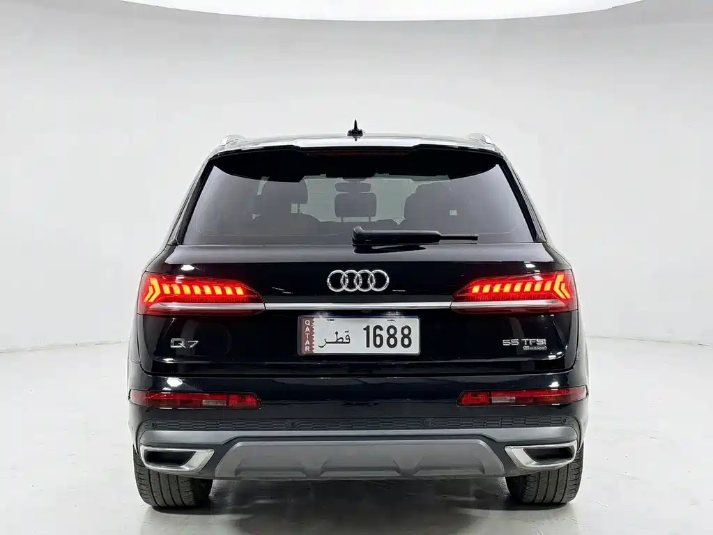 Audi Q7 — фото 9