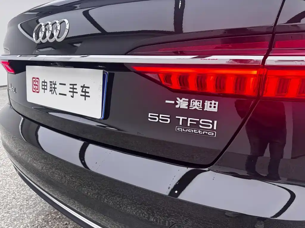 Audi A6L — фото 14