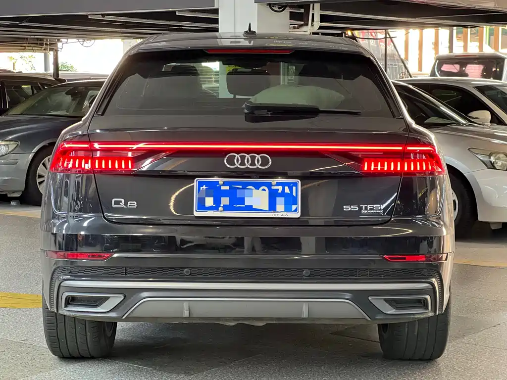 Audi Q8 — фото 4
