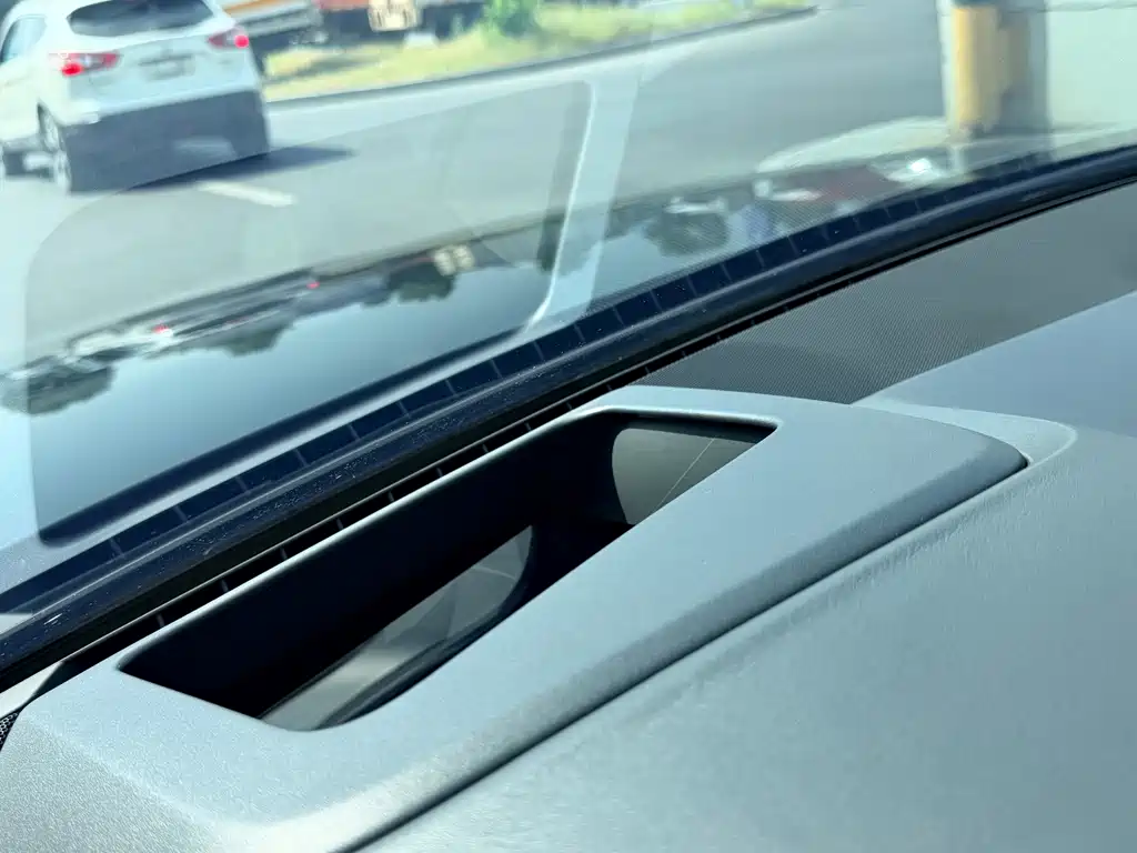 Audi A8 — фото 10