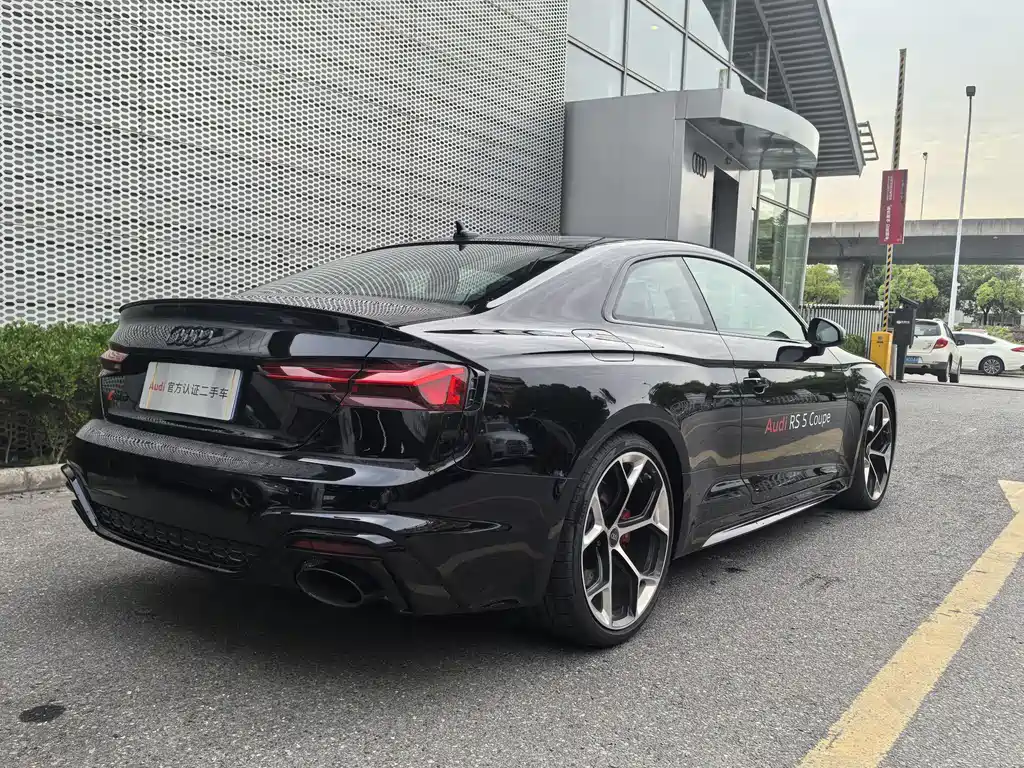 Audi RS 5 — фото 5