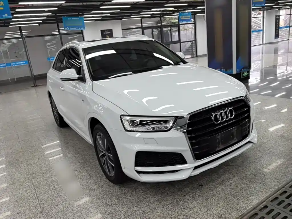 Audi Q3 — фото 4