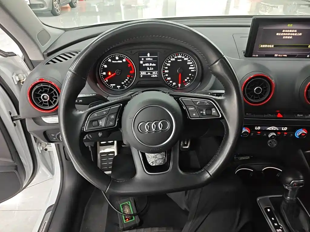 Audi A3 — фото 11