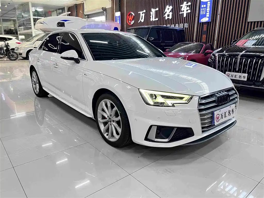 Audi A4L — фото 2
