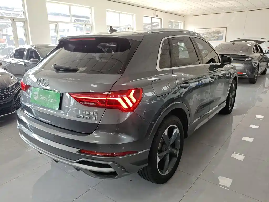 Audi Q3 — фото 5