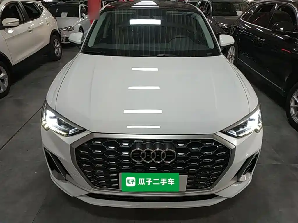 Audi Q3 Sportback — фото 3