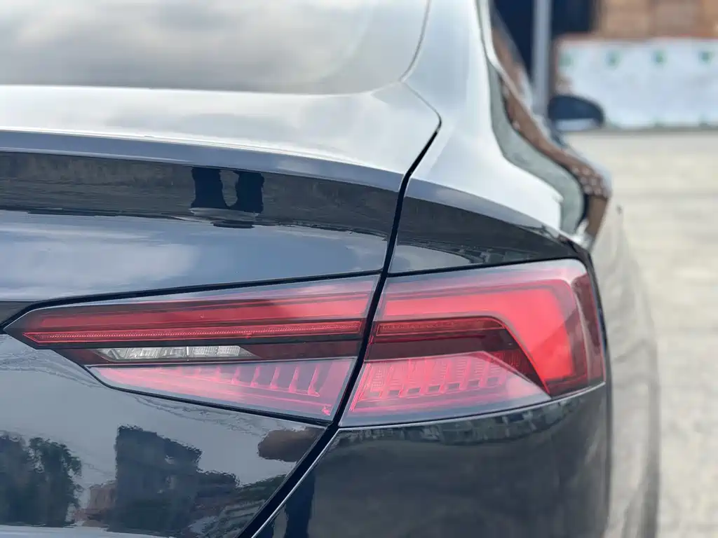 Audi A5 (Import) — фото 5
