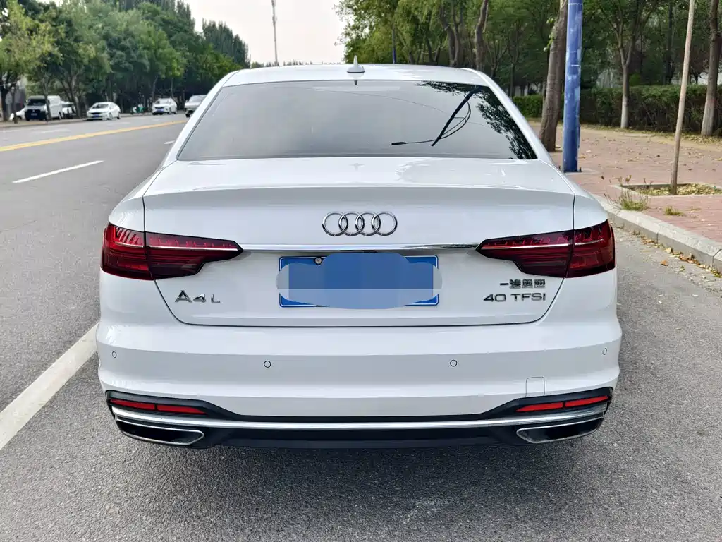 Audi A4L — фото 6