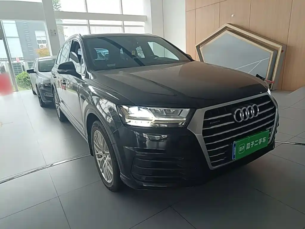 Audi Q7 — фото 4
