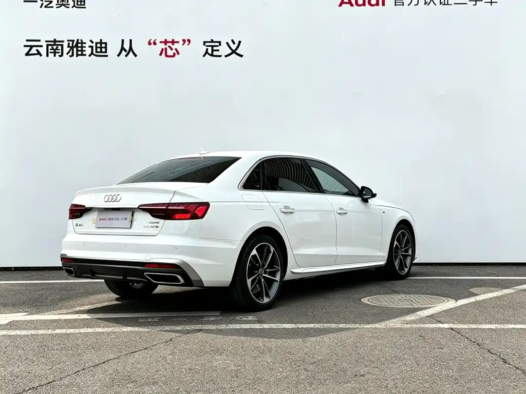 Audi A4L — фото 5