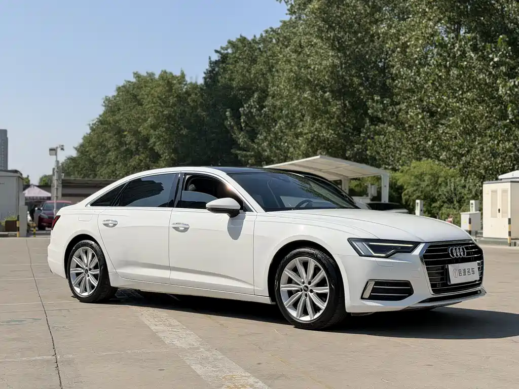 Audi A6L — фото 3