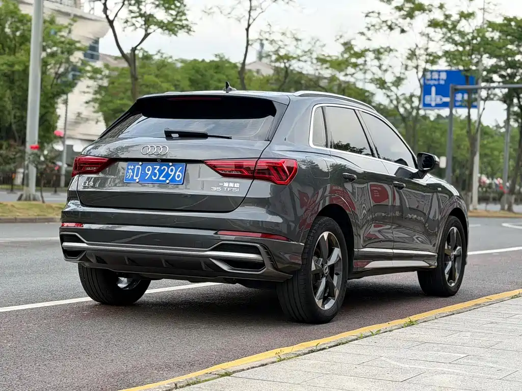 Audi Q3 — фото 4