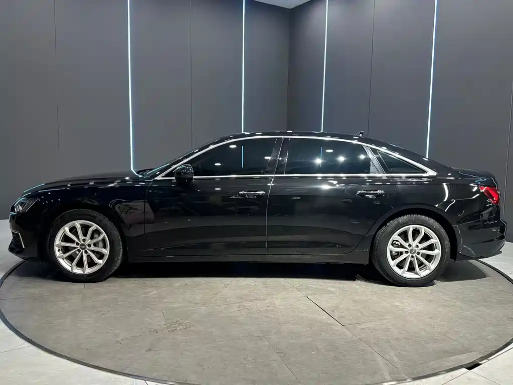 Audi A6L — фото 4