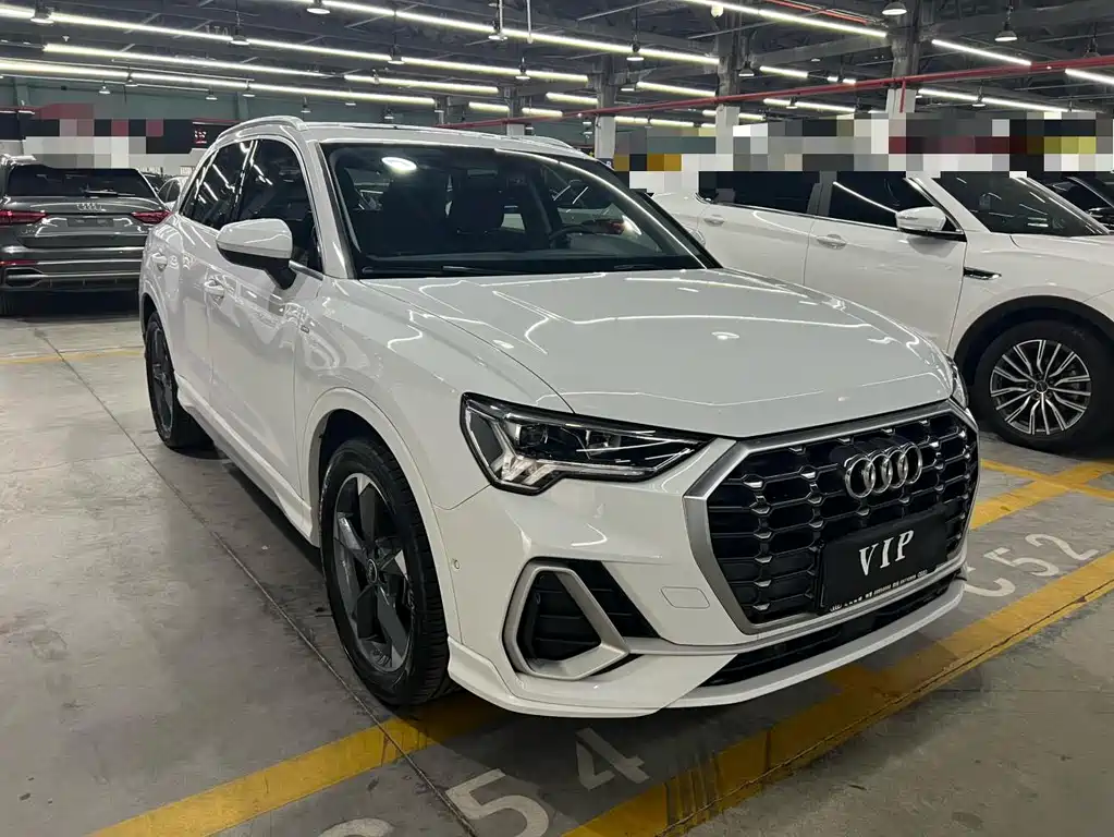 Audi Q3 — фото 3
