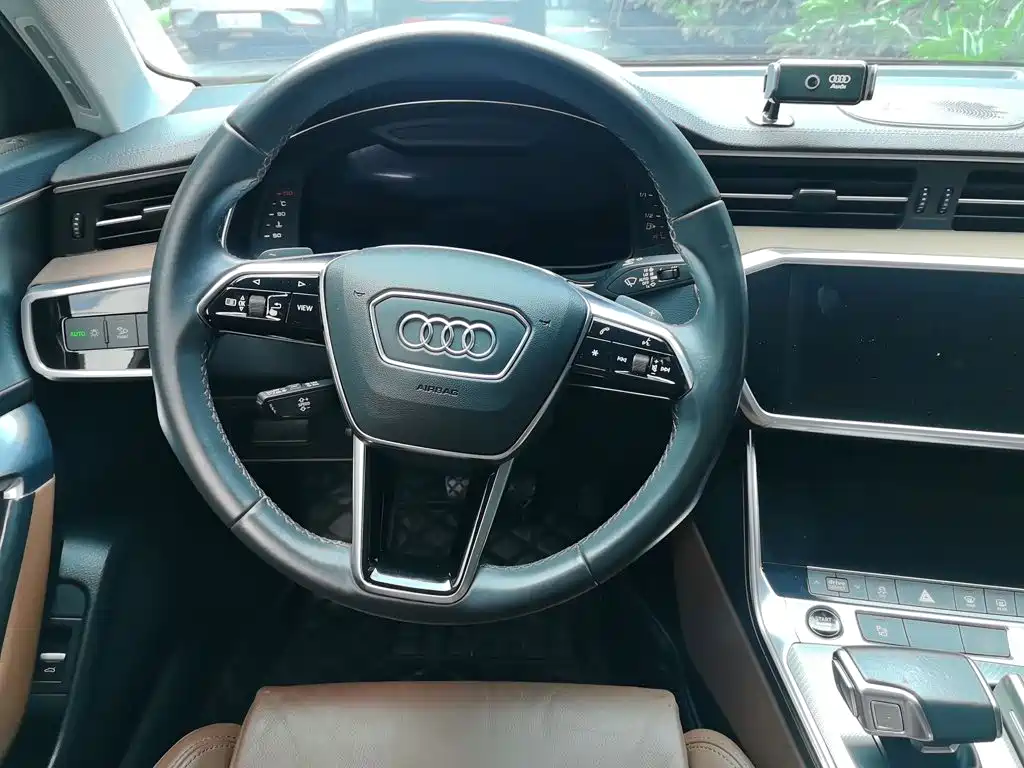 Audi A6L — фото 3