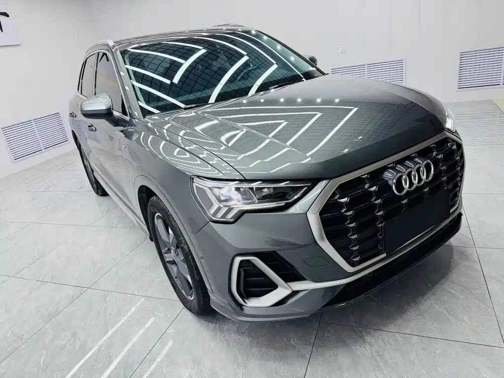 Audi Q3 — фото 3