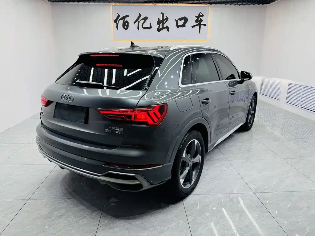 Audi Q3 — фото 4