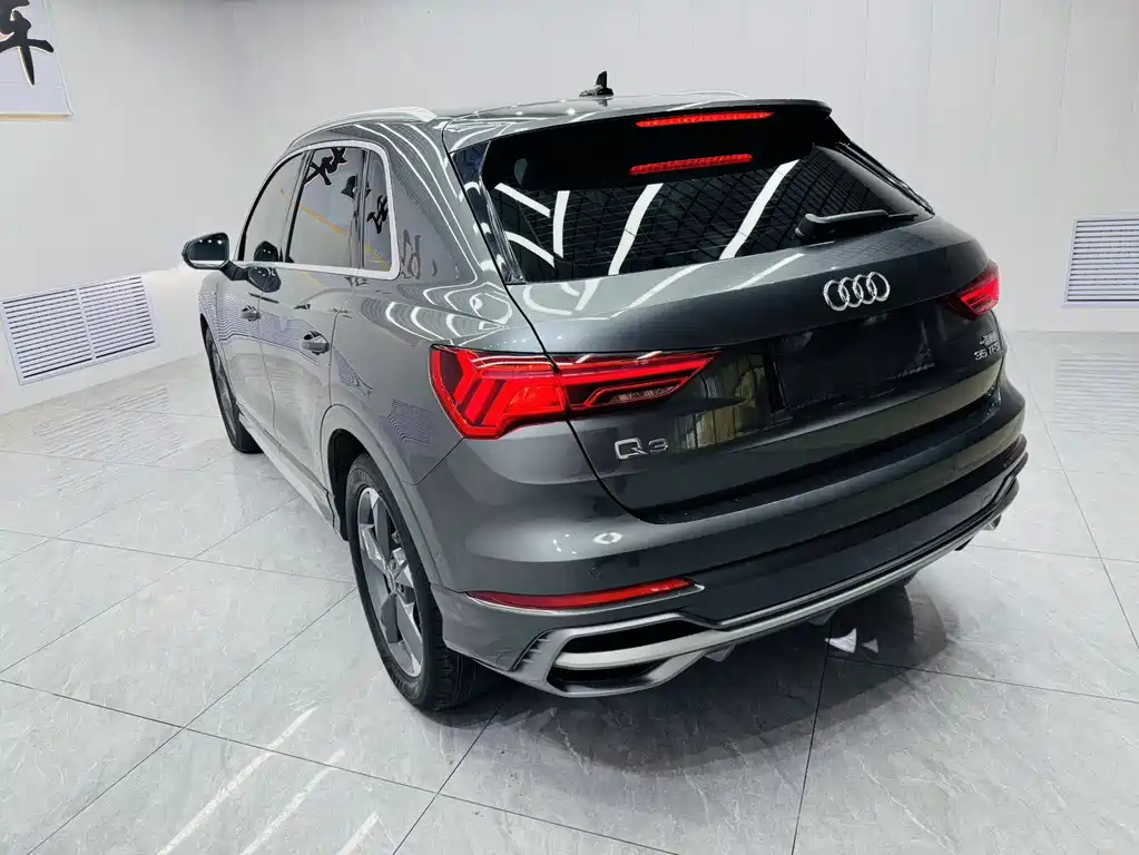 Audi Q3 — фото 6
