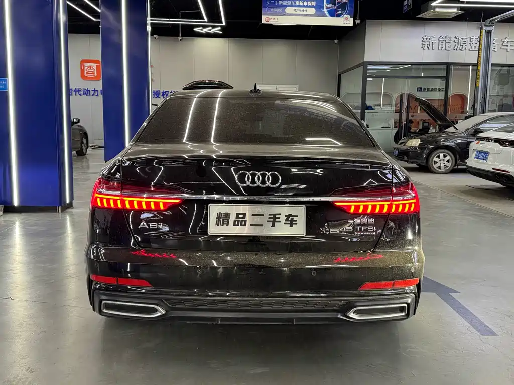 Audi A6L — фото 6