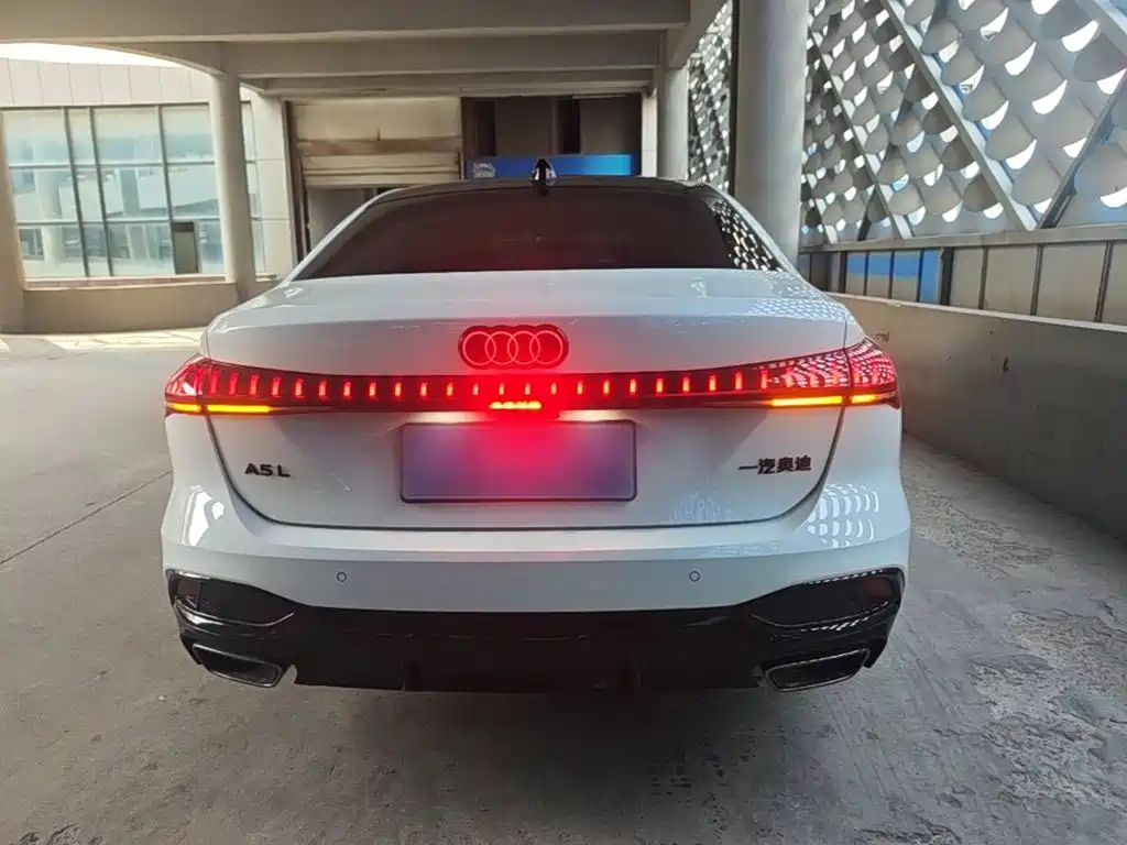 Audi A5L — фото 6