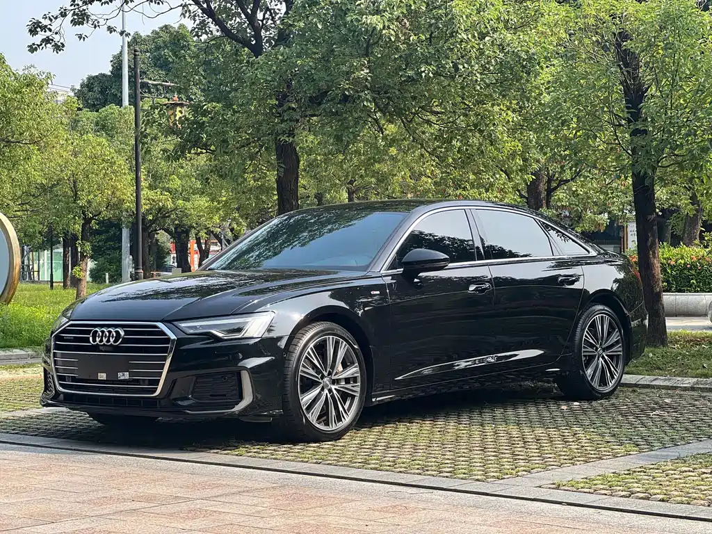 Audi A6L — фото 2
