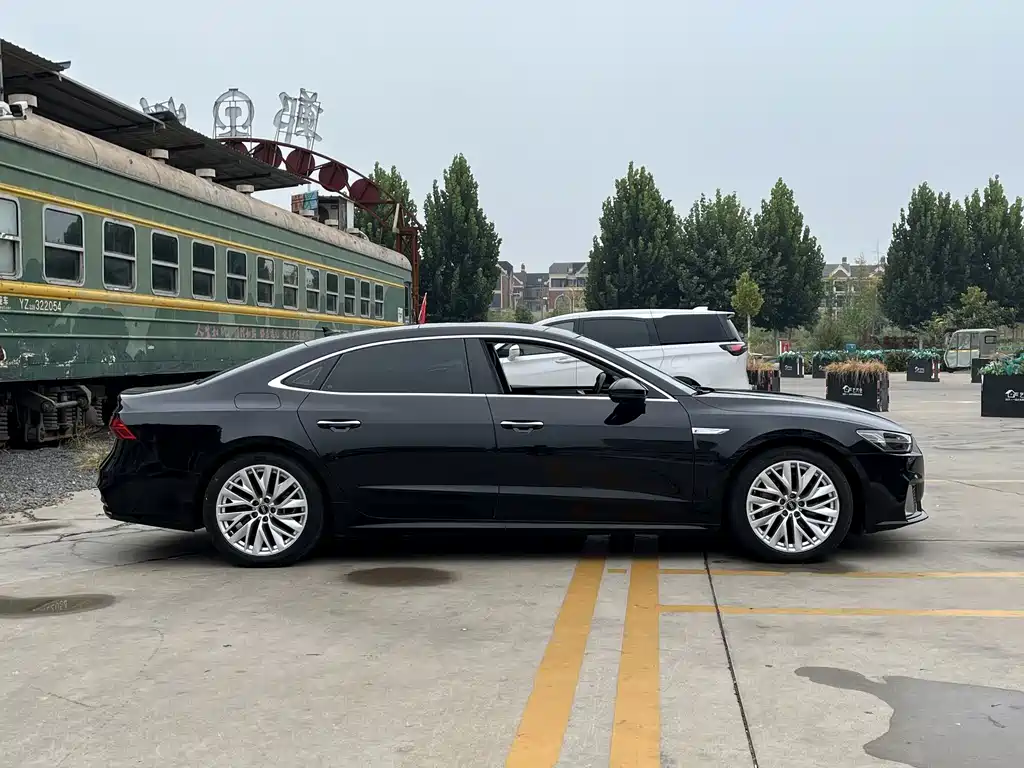 Audi A7L — фото 4