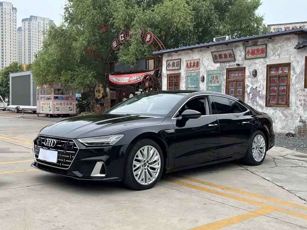 Audi A7L — фото 5