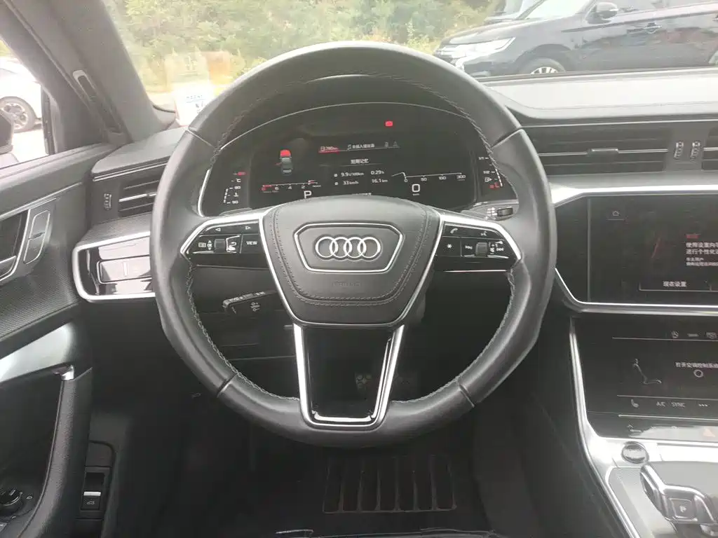Audi A6L — фото 6